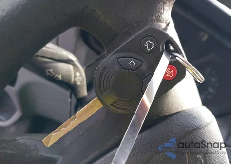 2015 Ford Transit-250 z USA, uszkodzony, nr VIN 1FTNR2YM5FKA86255